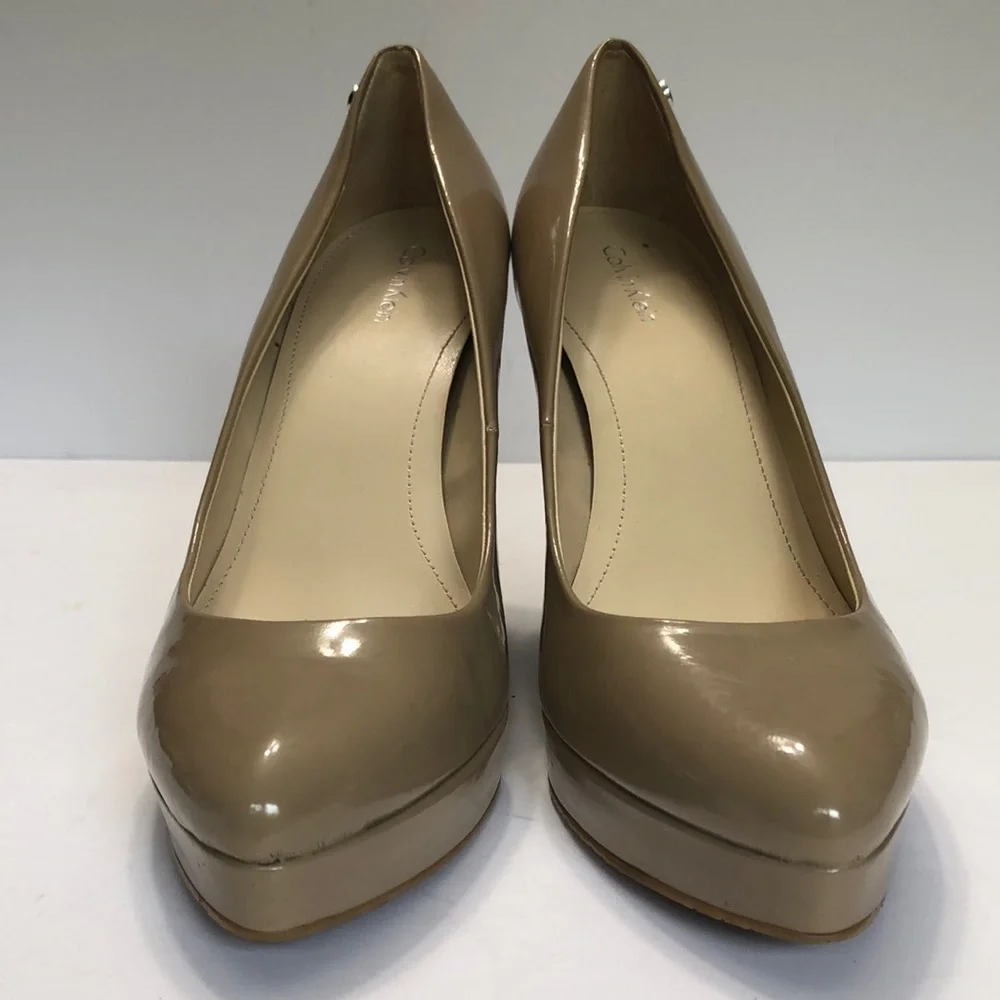 Calvin Klein Nude Platform Pointed Toe Triangular Wood Heels size 9M